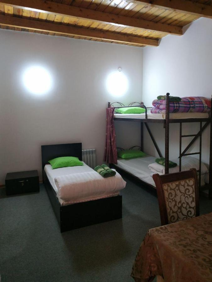 Sim Sim Hostel & Guest House Near The Church Σαμαρκάνδη Εξωτερικό φωτογραφία